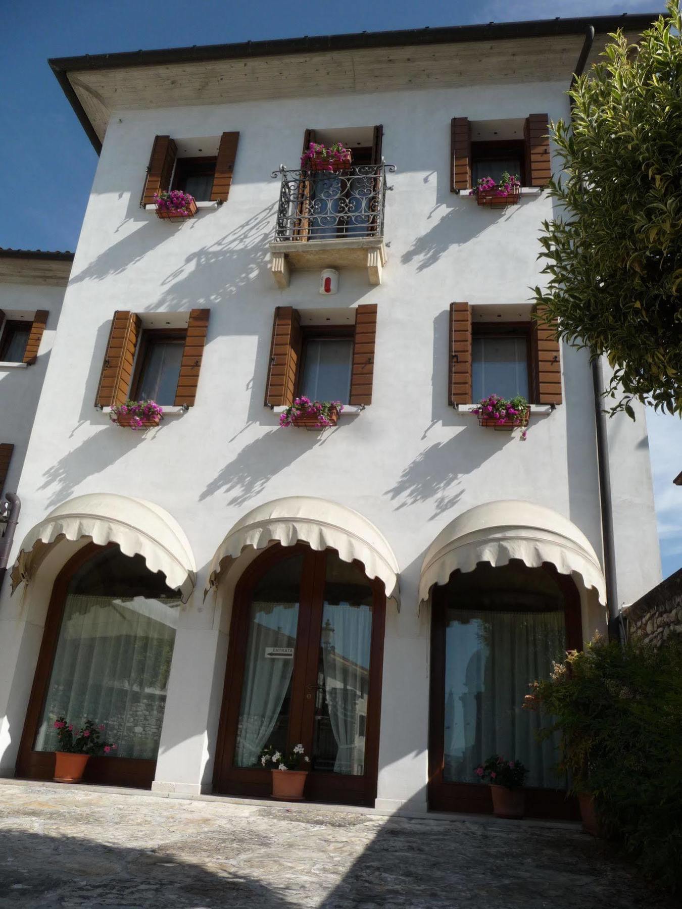 Locanda Ai Archi Farra di Soligo Exterior foto
