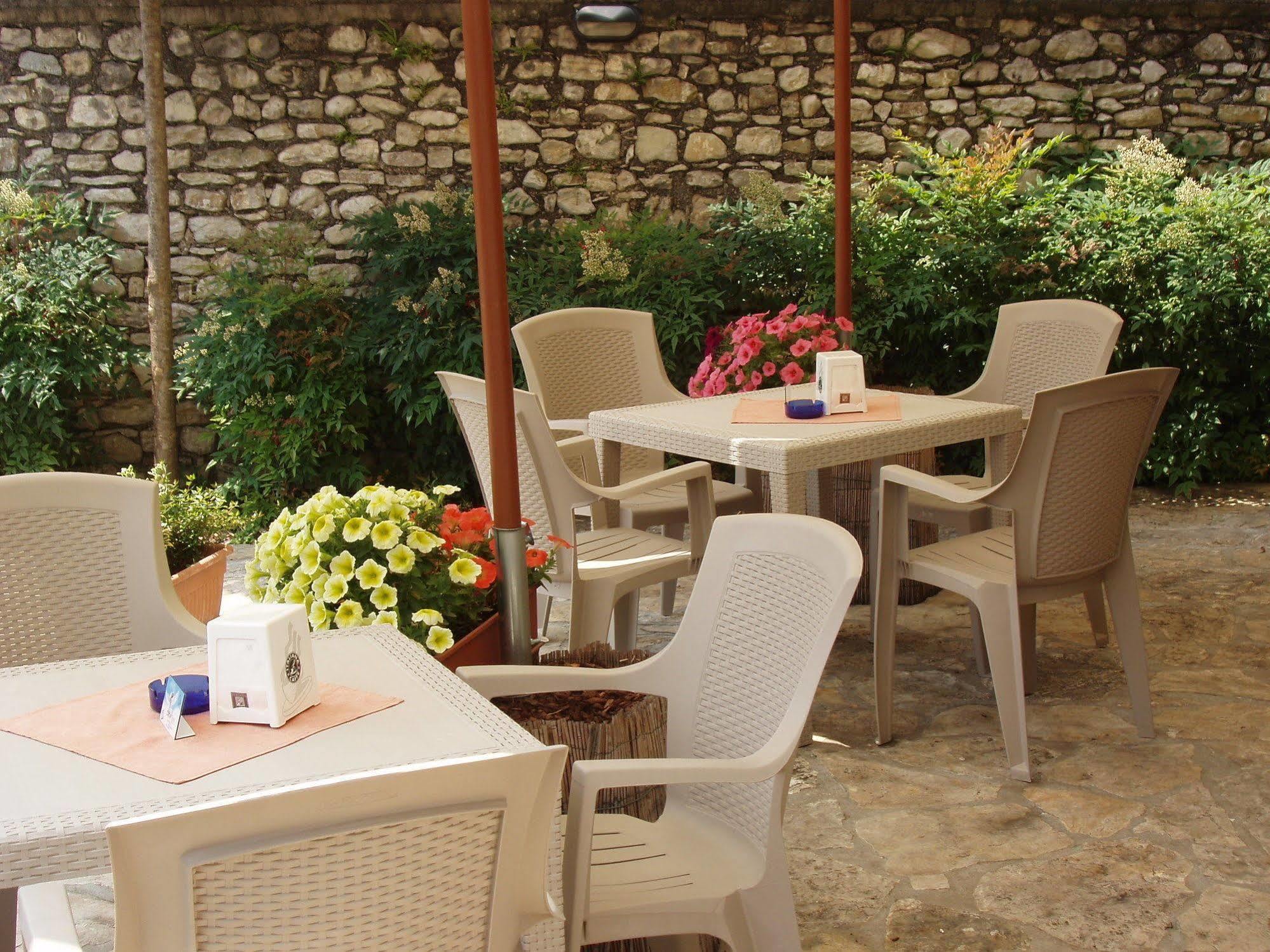 Locanda Ai Archi Farra di Soligo Exterior foto